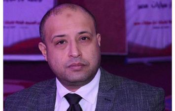 محمود حماد نائب رئيس رابطة التجارالسيارات
