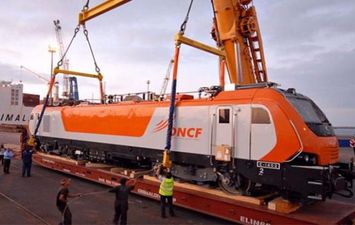  قاطرة كهربائية 