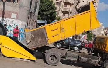 محافظ الإسكندرية : دعم منظومة النظافة بـ 6 سيارات محطه وسيطة متنقلة بتكلفة اجمالية 15 مليون جنية 