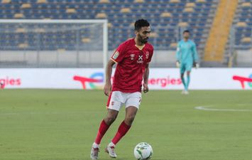 الاهلي وكايزر 