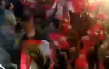حفل زفاف بهتافات وأعلام النادي في قنا