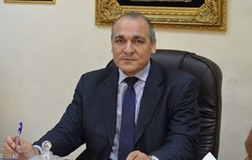 محمد عطيه وكيل أول وزارة التربية والتعليم بالقاهرة