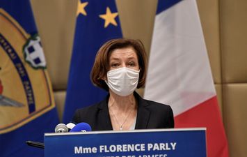 وزيرة دفاع فرنسا