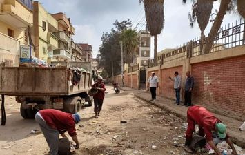 حملات مكثفة للنظافة وتحسين الخدمات والمرافق بمدينة دسوق
