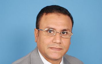 د.خالد اسماعيل مستشار اقتصادى 