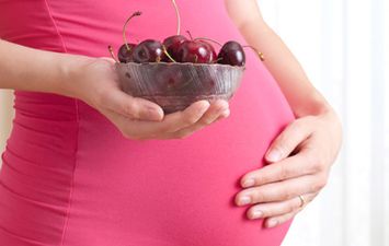 فوائد البرقوق للمرأة الحامل