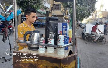 الطالب يوسف عادل صاحب مشروع جريمة قهوة بالمنيا