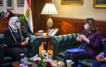 وزيرة تستقبل المنسق المقيم للأمم المتحدة بمصر لبحث سبل التعاون في القطاع الصحي