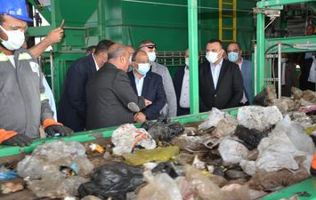 افتتاح وزير التنمية مصنع  معالجة وتدوير المخلفات بالدقهلية