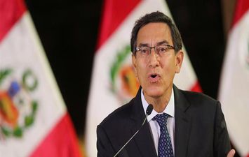رئيس وزراء بيرو يستقيل من منصبه 