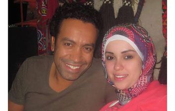 سامح حسين وزوجته