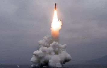 كوريا الشمالية تختبر إطلاق صاروخ جديد 