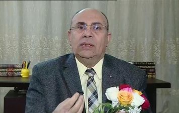 الدكتور مبروك عطية أستاذ الشريعة الإسلامية بجامعة الأزهر
