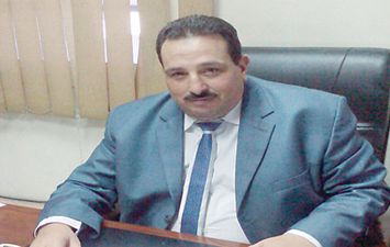 رئيس الجهاز التنفيذي لمشروعات التنمية الشاملة الدكتور علي حُزين