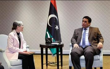 رئيس المجلس الرئاسي الليبي محمد المنفي ورئيسة الحكومة التونسية نجلاء بودن