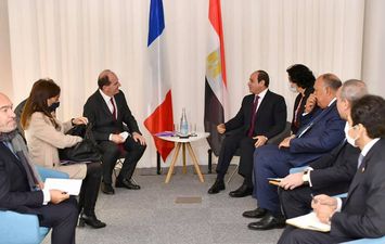   لقاء الرئيس السيسي مع رئيس الوزراء الفرنسي 