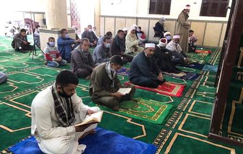 افتتاح أعمال إحلال وتجديد ٥ مساجد بقنا