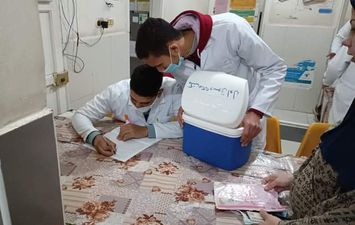 تستهدف 81335 طفلا.. انطلاق حملة التطعيم ضد شلل الأطفال بمركز ومدينة دسوق 