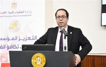 الدكتور طارق عبدالخالق مستشار وزيرة التخطيط للموارد البشرية