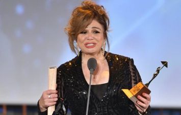 الفنانة إلهام شاهين