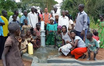	حفر ٢٠ بئر جوفى بأوغندا من خلال مبادرة إنشاء بئر مياه نظيفة للمناطق المحرومة 