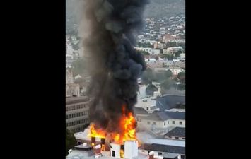 حريق في برلمان جنوب افريقيا