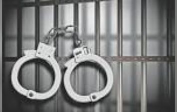 الأجهزة الأمنية تلقى القبض على أشهر تاجر مخدرات بمركز دسوق