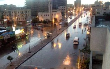 أمطار متوسطة على مدن مرسي مطروح والساحل الشمالي 