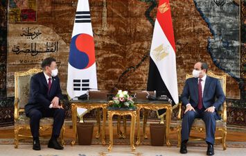 الرئيس السيسي ورئيس كوريا الجنوبية 
