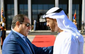 محمد بن زايد يؤكد الدور المحورى لمصر بقيادة الرئيس السيسي فى حماية الأمن العربى