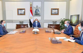 اجتمع الرئيس عبد الفتاح السيسي مع الحكومة 