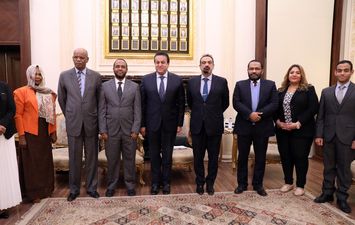 القائم بأعمال وزير الصحة ونظيره السوداني يبحثان تعزيز التعاون 