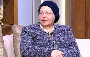 عائشة عبدالهادي وزيرة القوى العاملة والهجرة الأسبق