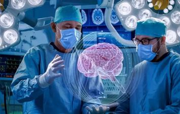 عملية جراحية في المخ 