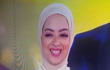 فوز بنت مطروح مريم حسن في برنامج الدوم  