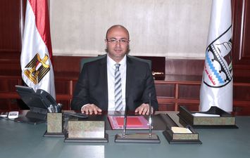  الدكتور محمد هاني غنيم محافظ بني سويف