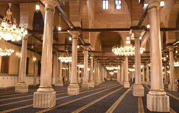 مسجد الإمام الحسين بعد ترميمه