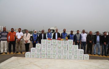 توزيع 22 ألف كرتونة مواد غذائية على  الأسر الأولى بالرعاية في شهر رمضان بكفر الشيخ 