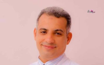الدكتور أيمن الشرقاوي، مدير المستشفى البيطري بمدينة دسوق