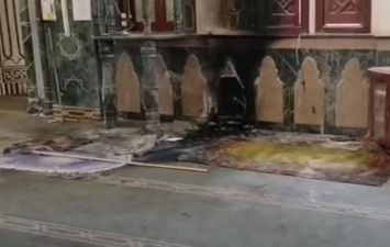 حريق هائل داخل مسجد نور الإيمان