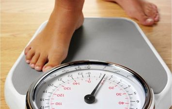أسباب زيادة الوزن بعد انقطاع الطمث