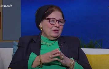 الدكتورة محبات أبو عميرة أستاذ المناهج والعلوم التربوية بجامعة عين شمس