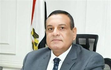 اللواء هشام آمنة وزير التنمية المحلية 