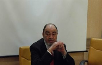 محمد إسماعيل عبده رئيس الشعبة العامة للمستلزمات الطبية بالغرفة التجارية بالقاهرة