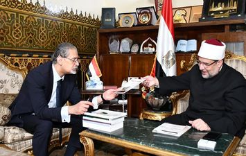 وزير الأوقاف وسفير مصر بالسودان