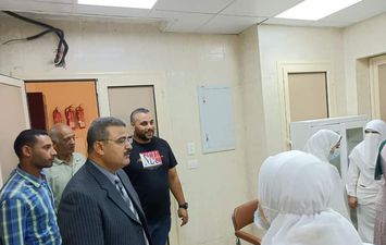 حملات لمتابعة حالة المرافق العامة بالمدارس ومقر وحدة الغسيل الكلوي الجديد بكفر الشيخ