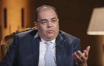 الدكتور محمود محي الدين رائد المناخ للرئاسة المصرية