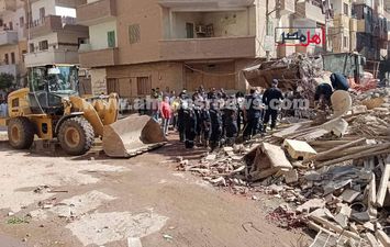 حادث انهيار منزل بملوي في المنيا