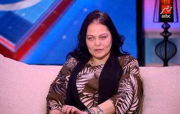 نيفين مندور