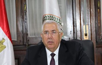 وزير الزراعة